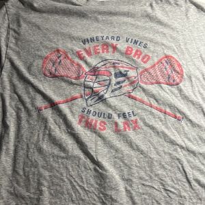 Lacrosse vineyard vines size large